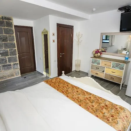 Shirat Hayam Boutique Hotel Tiberias Exterior photo