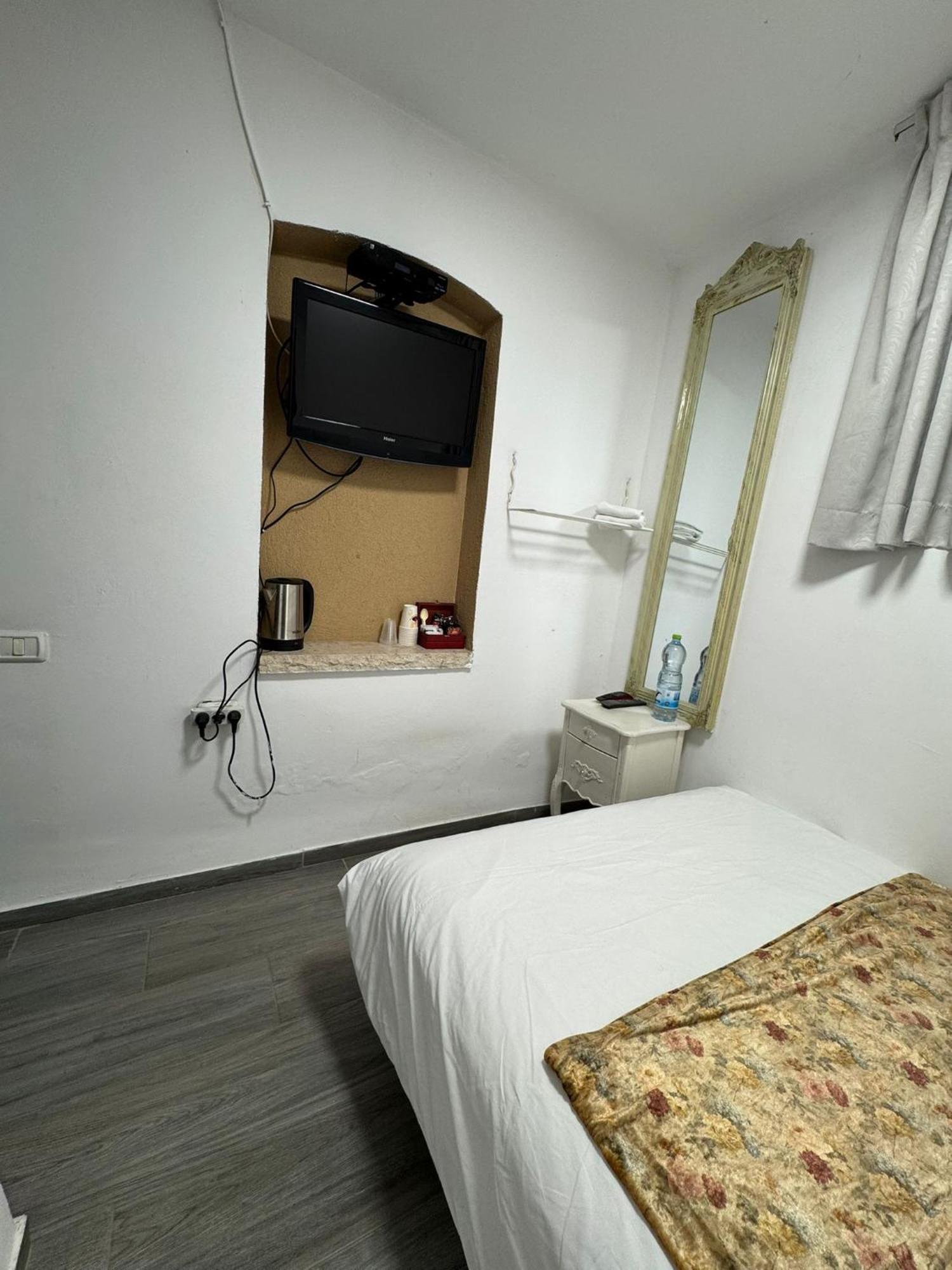 Отель Shirat Hayam Boutique